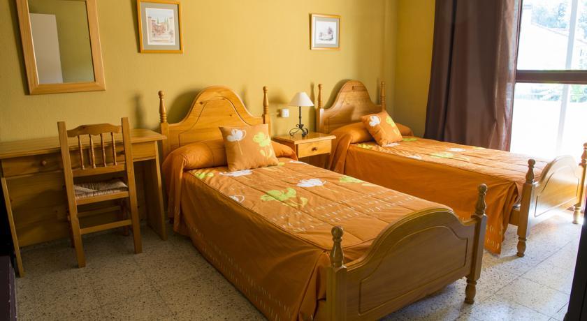 La Casona Del Pinar Albergue San Rafael Chambre photo