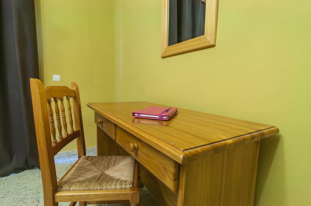 La Casona Del Pinar Albergue San Rafael Chambre photo